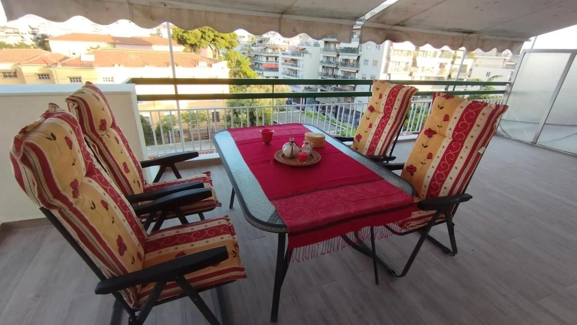 Elegant Apartment With Beautiful Panoramic View Thessaloniki