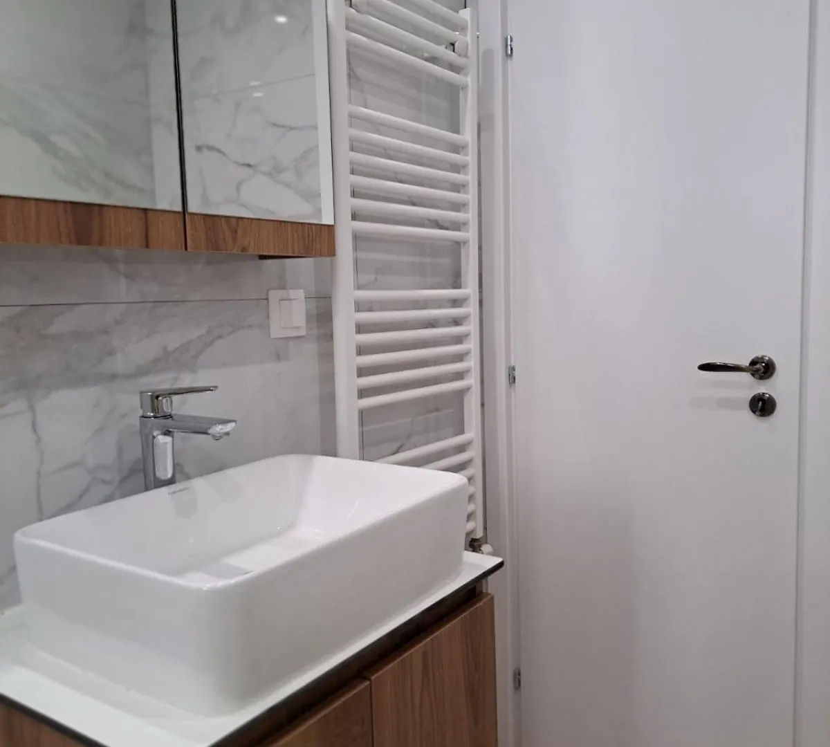Elegant Apartment With Beautiful Panoramic View Thessaloniki